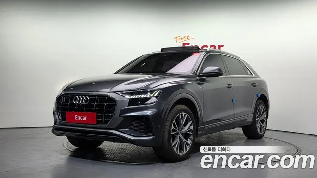 Audi Q8 2021 — фото 1