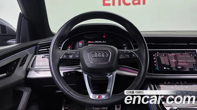 Audi Q8 2021 — фото 15