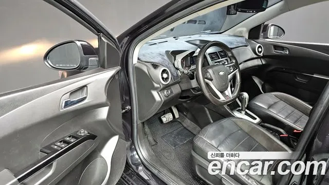 ChevroletGMDaewoo Aveo 2015 — фото 10