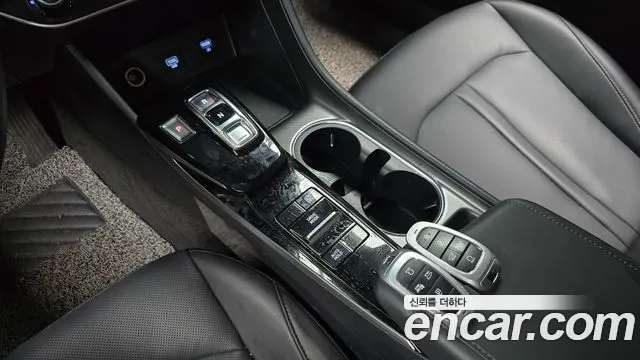 Hyundai Sonata 2023 — фото 9