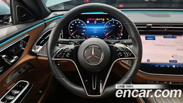 Mercedes-Benz E-Class 2024 — фото 13
