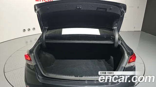Hyundai Sonata 2019 — фото 20