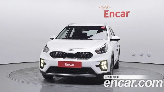 Kia Niro 2021 — фото 3