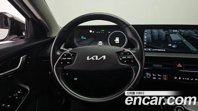 Kia EV6 2022 — фото 13
