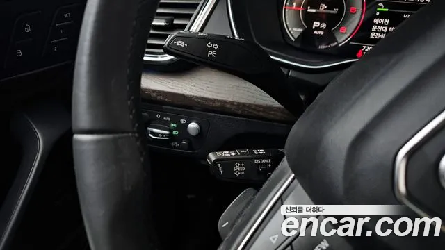 Audi Q5 2023 — фото 18