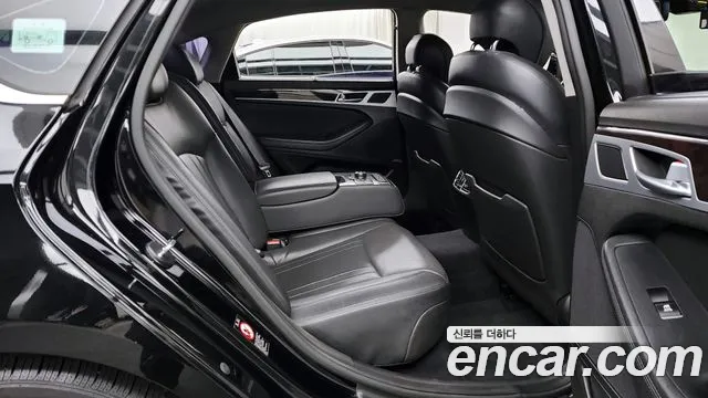 Hyundai Genesis 2015 — фото 12