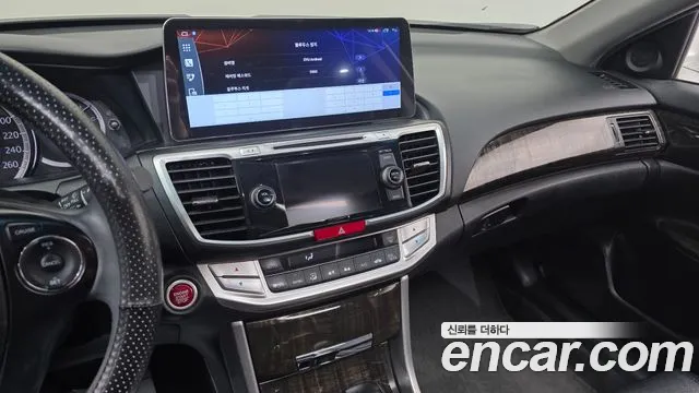 Honda Accord 2015 — фото 15