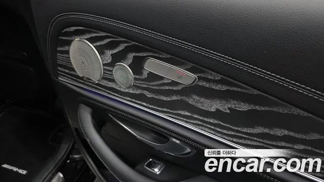 Mercedes-Benz E-Class 2022 — фото 19