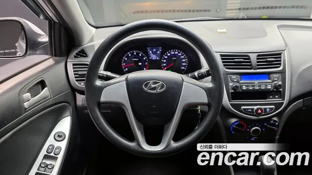 Hyundai Accent 2014 — фото 13