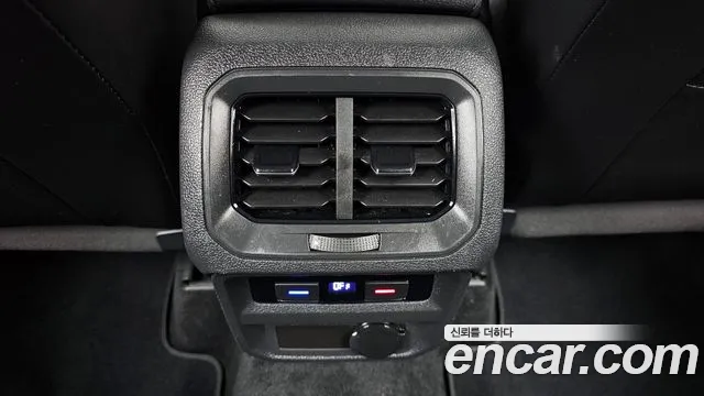Volkswagen Tiguan 2021 — фото 19