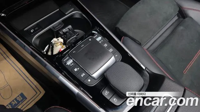 Mercedes-Benz GLB-Class 2022 — фото 17