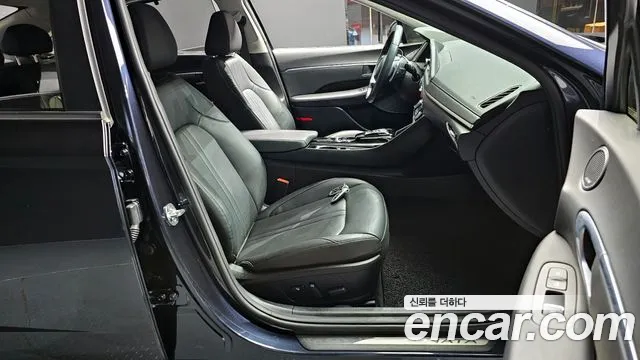 Hyundai Sonata 2021 — фото 10