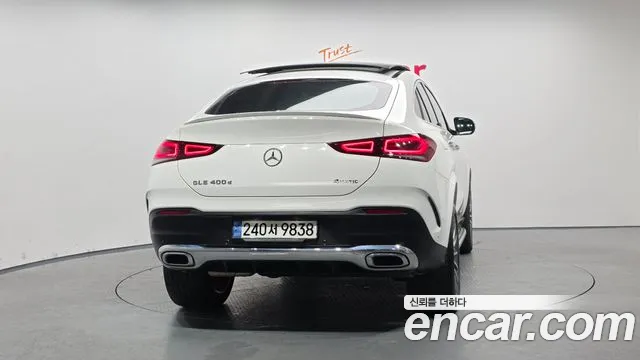 Mercedes-Benz GLE-Class 2023 — фото 4