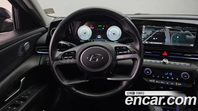 Hyundai AVANTE 2021 — фото 13
