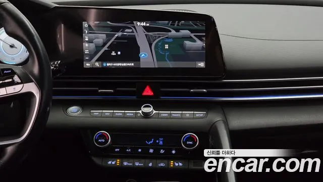 Hyundai AVANTE 2021 — фото 14