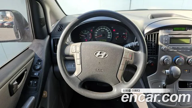 Hyundai Starex 2012 — фото 13