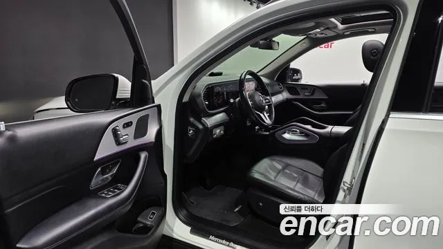 Mercedes-Benz GLE-Class 2020 — фото 11