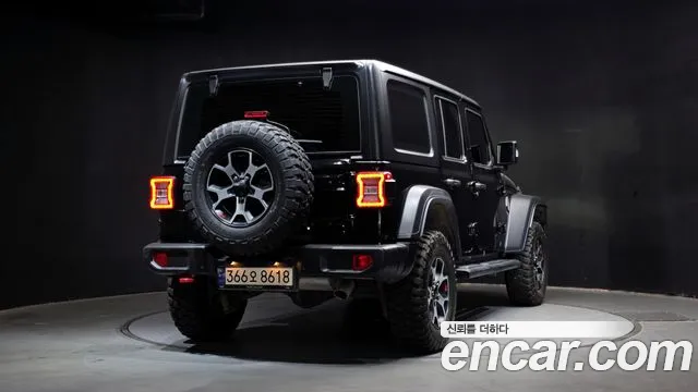 Jeep Wrangler 2023 — фото 2