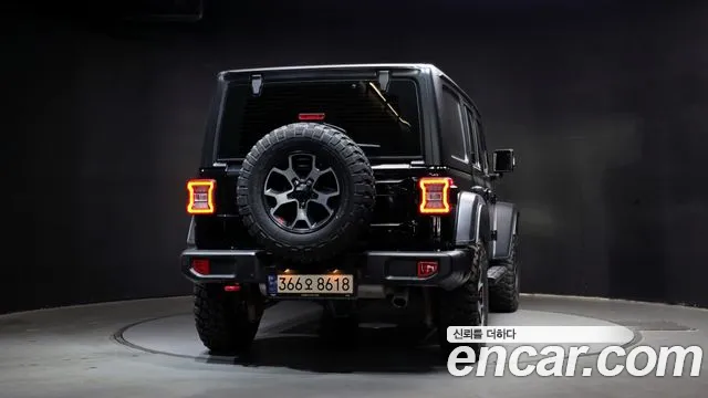 Jeep Wrangler 2023 — фото 4