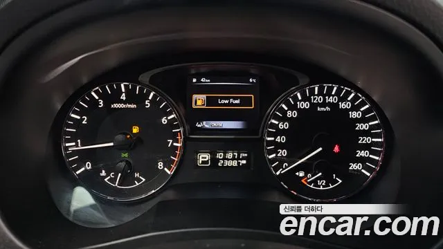 Nissan Altima 2016 — фото 8