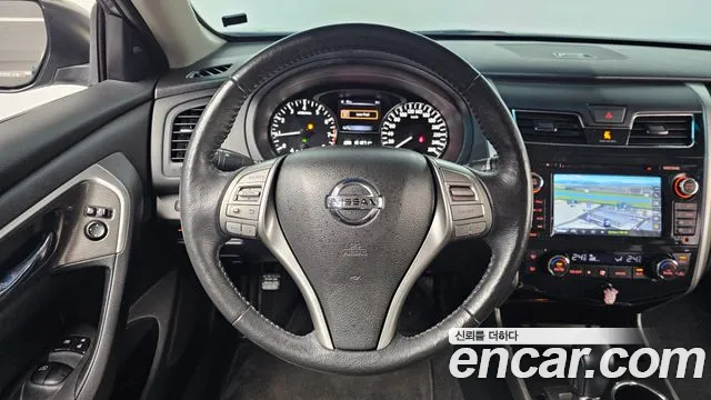 Nissan Altima 2016 — фото 13