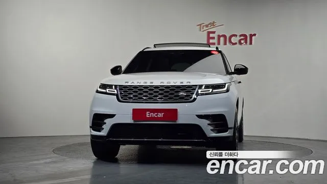Land Rover Range Rover Velar 2022 — фото 3