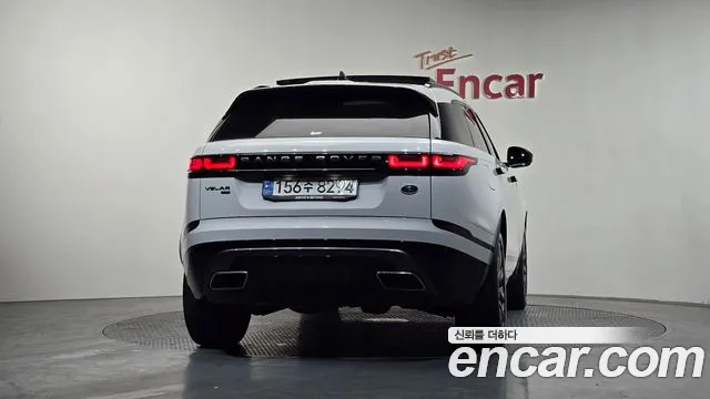 Land Rover Range Rover Velar 2022 — фото 4