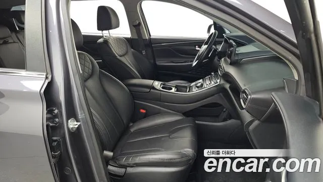 Hyundai Santafe 2022 — фото 11