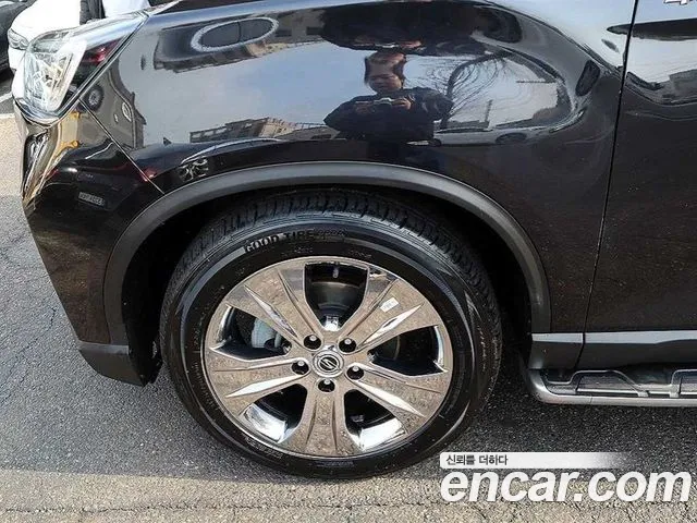 KG_Mobility_Ssangyong Rexton 2023 — фото 18