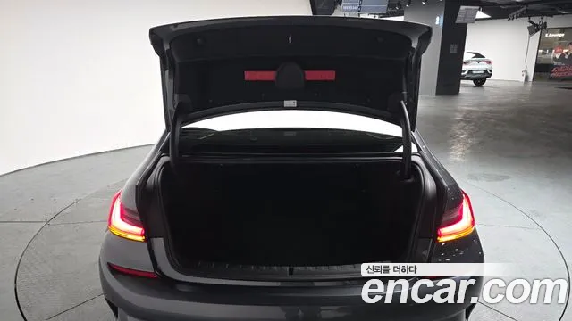 BMW 3-Series 2020 — фото 20