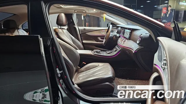 Mercedes-Benz CLS-Class 2019 — фото 10