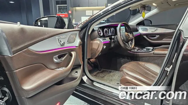 Mercedes-Benz CLS-Class 2019 — фото 11