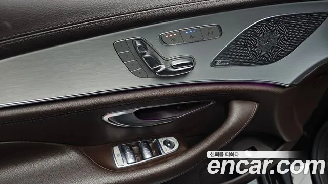 Mercedes-Benz CLS-Class 2019 — фото 16
