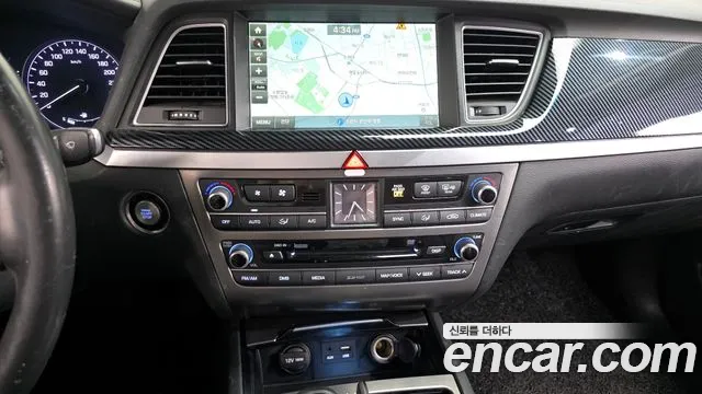 Hyundai Genesis 2016 — фото 15