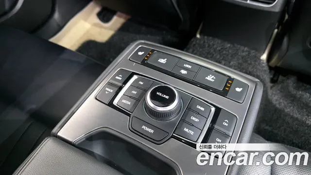 Hyundai Genesis 2016 — фото 19