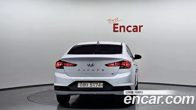 Hyundai AVANTE 2019 — фото 4