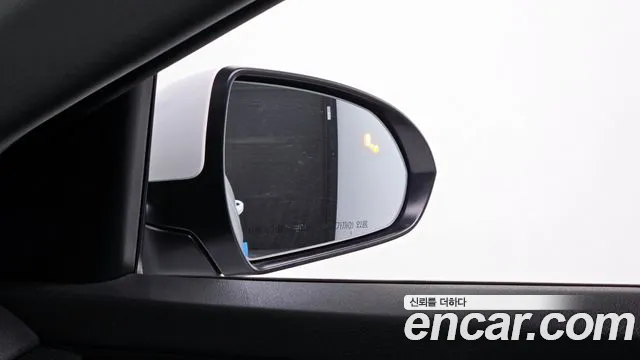 Hyundai AVANTE 2019 — фото 20