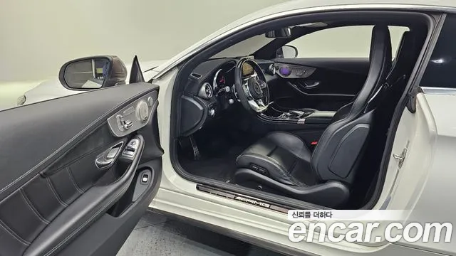 Mercedes-Benz C-Class 2017 — фото 10