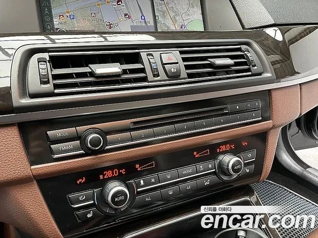 BMW 5-Series 2013 — фото 16