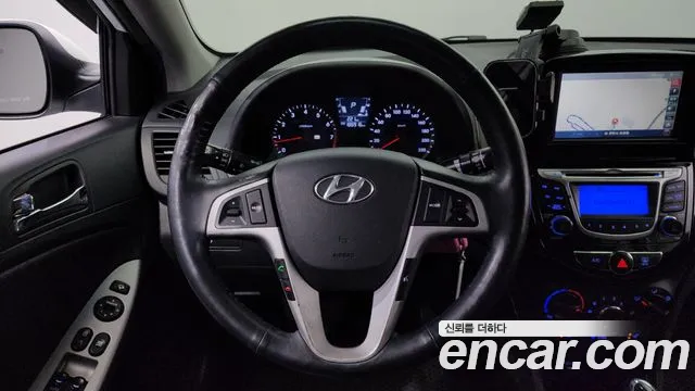 Hyundai Accent 2014 — фото 16