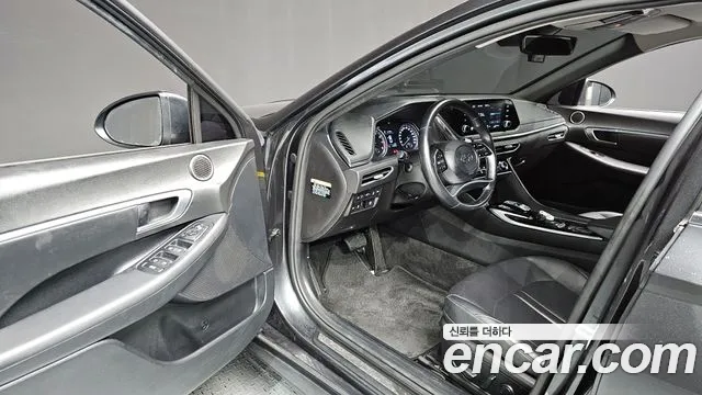 Hyundai Sonata 2020 — фото 10