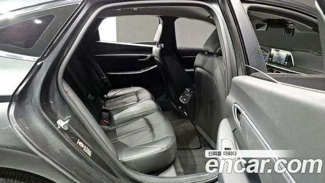 Hyundai Sonata 2020 — фото 12