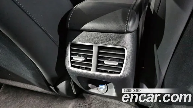 Hyundai Sonata 2020 — фото 19