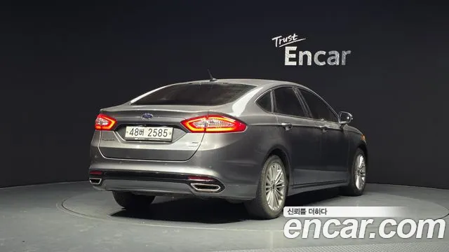 Ford Fusion 2014 — фото 2