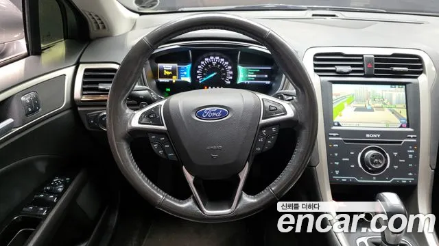 Ford Fusion 2014 — фото 13