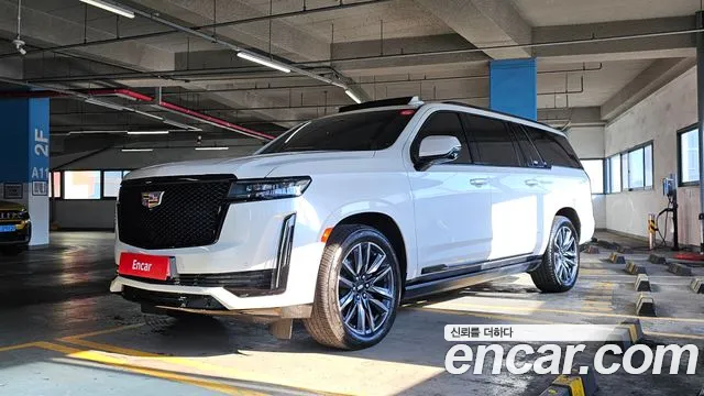 Cadillac Escalade 2023 — фото 1