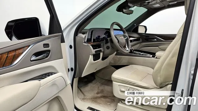 Cadillac Escalade 2023 — фото 13