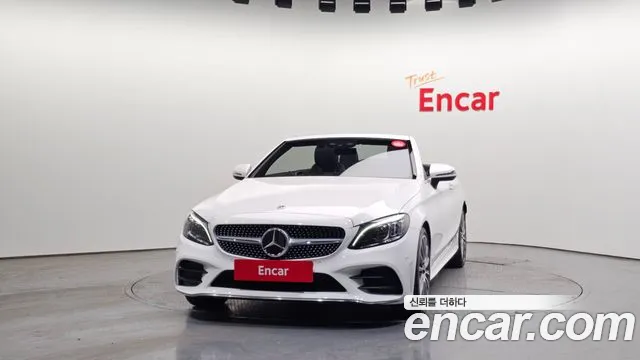Mercedes-Benz C-Class 2023 — фото 3