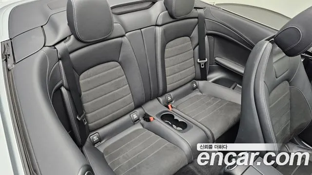 Mercedes-Benz C-Class 2023 — фото 12