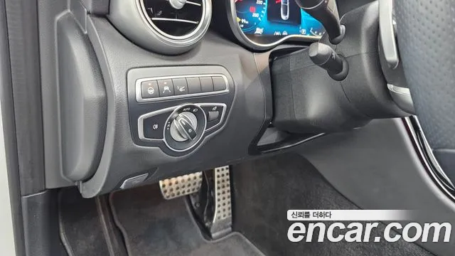 Mercedes-Benz C-Class 2023 — фото 18